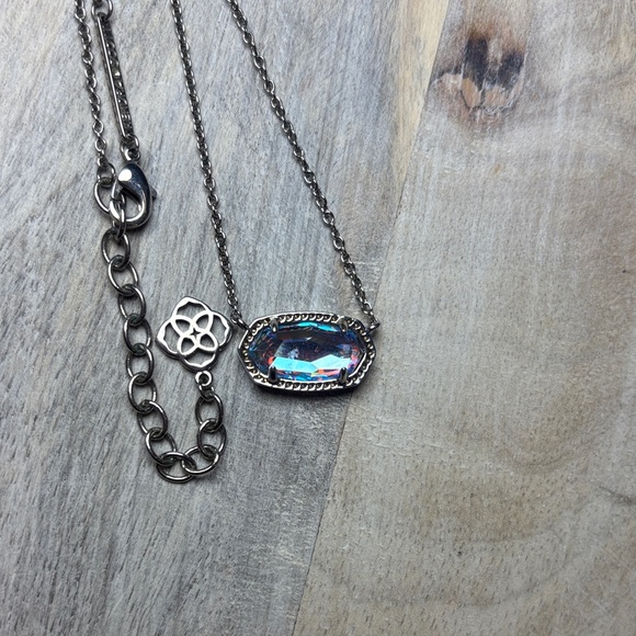 Kendra Scott Elegant Silver Necklace with Dichroic Iridescent  Pendant - Picture 2 of 8